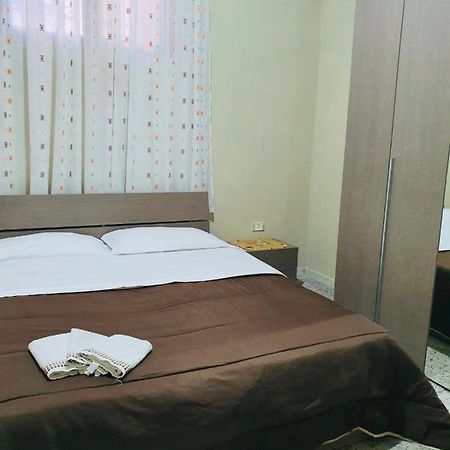Sister Home Неаполь Екстер'єр фото